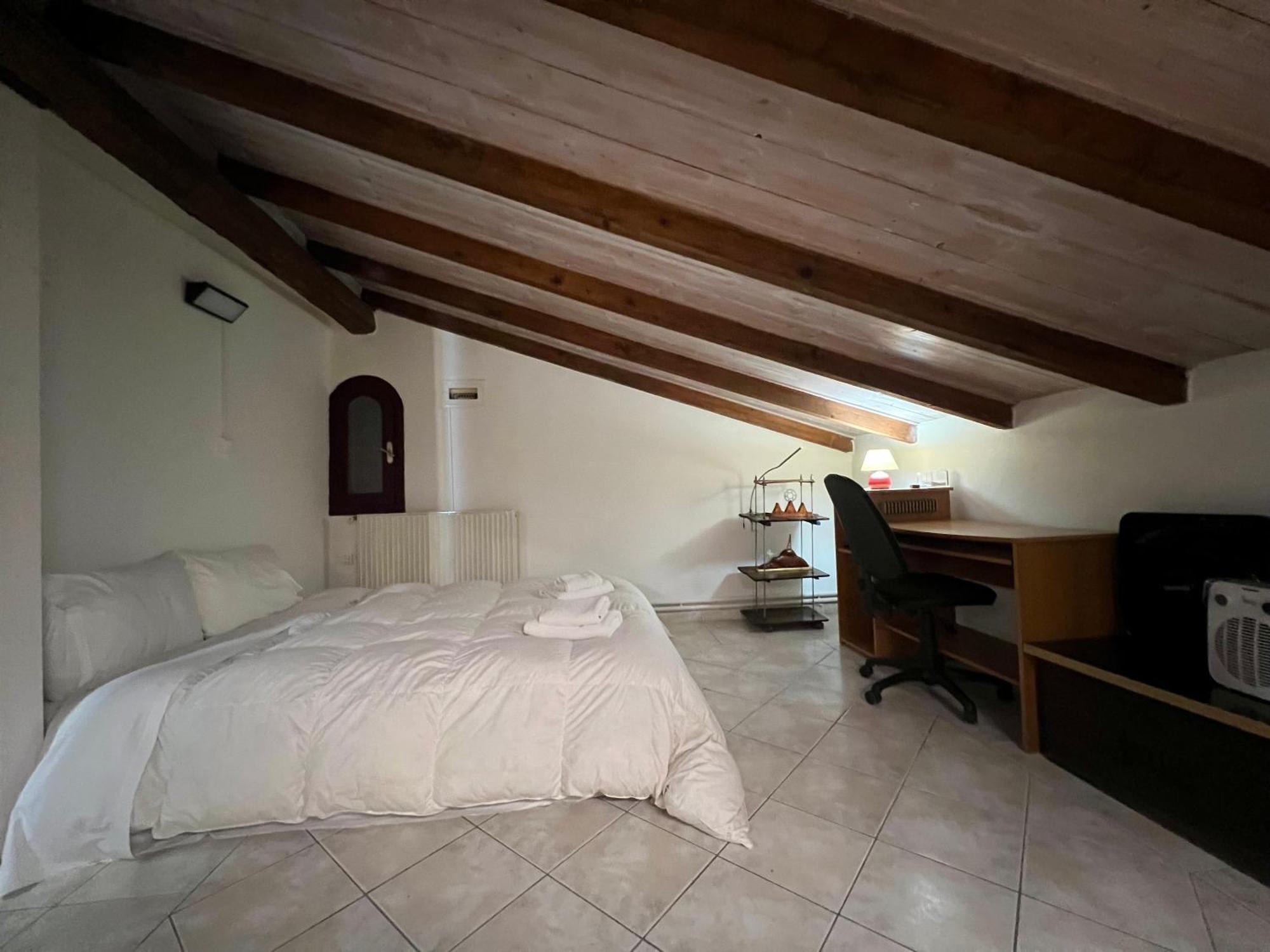 Appartement Σοφιτα Ξυλο Μεταλο Γυαλι à Alykes Potamou Extérieur photo
